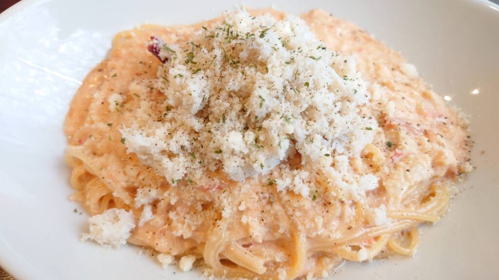 ワタリガニのトマトクーリームパスタ
